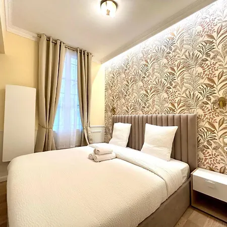 Apartment 4* - 85 Sqm - Grenelle - 8p *