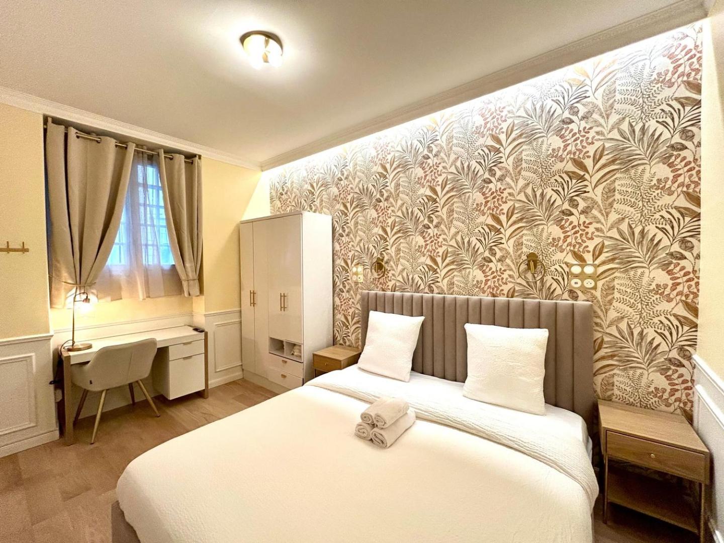 4* - 85 Sqm - Grenelle - 8p Apartment Paris